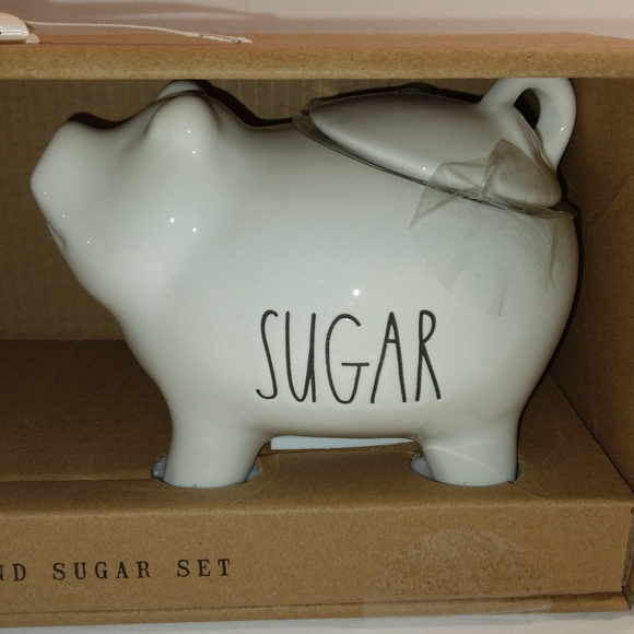 New in the box Rae Dunn Piglet Creamer and Sugar Set - Picture 2 of 10